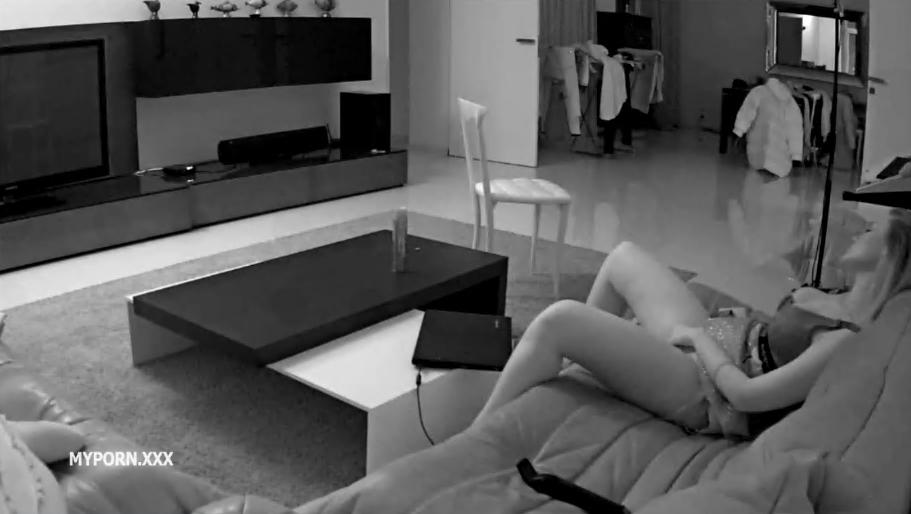 reallifecam voyeur living room Xxx Photos